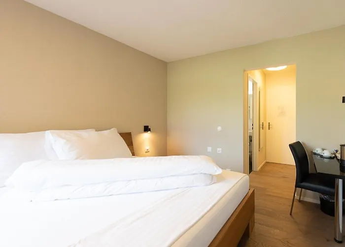 Noah Hotel